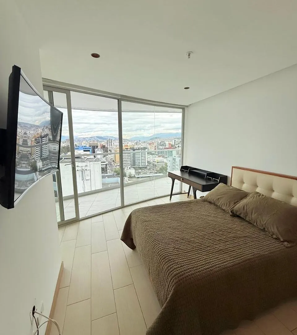 Estadia De Lujo En Quito Ideal Para Parejas O Reuniones Equador
